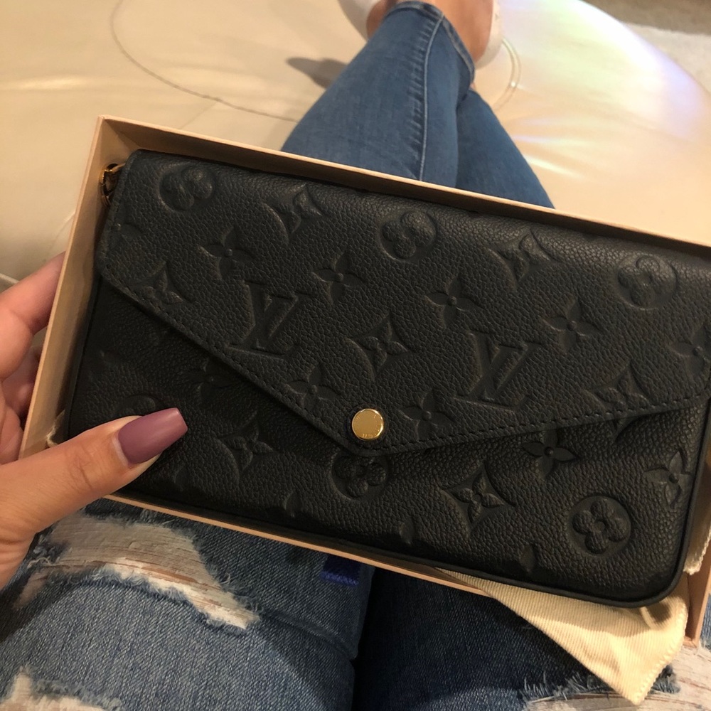Louis Vuitton Pochette